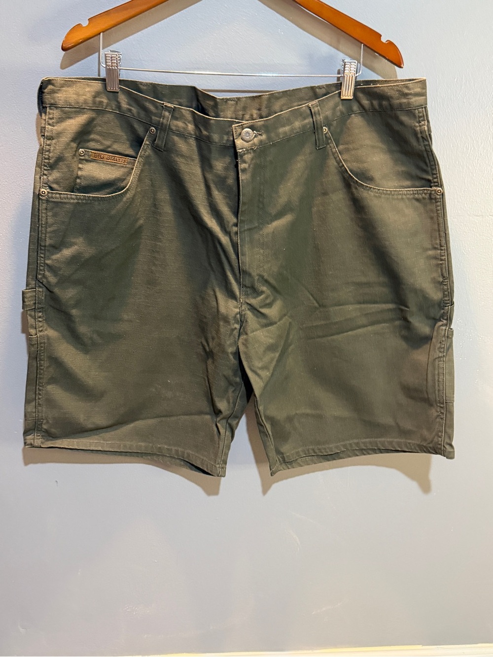 BIG SMITH MEN’S OLIVE GREEN CARGO SHORTS SZ 42
